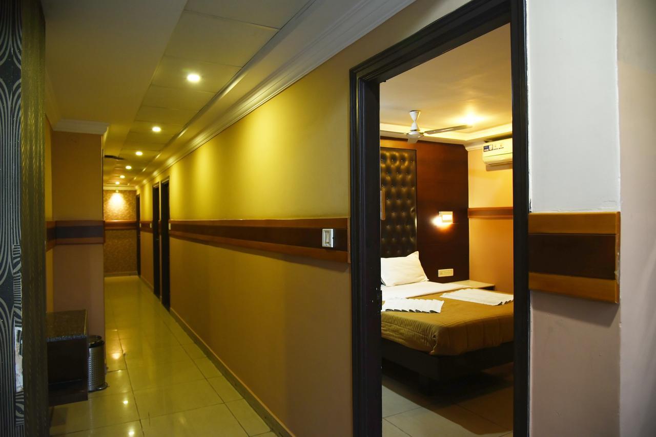 Grand Choice Hotel Bangalore Eksteriør billede