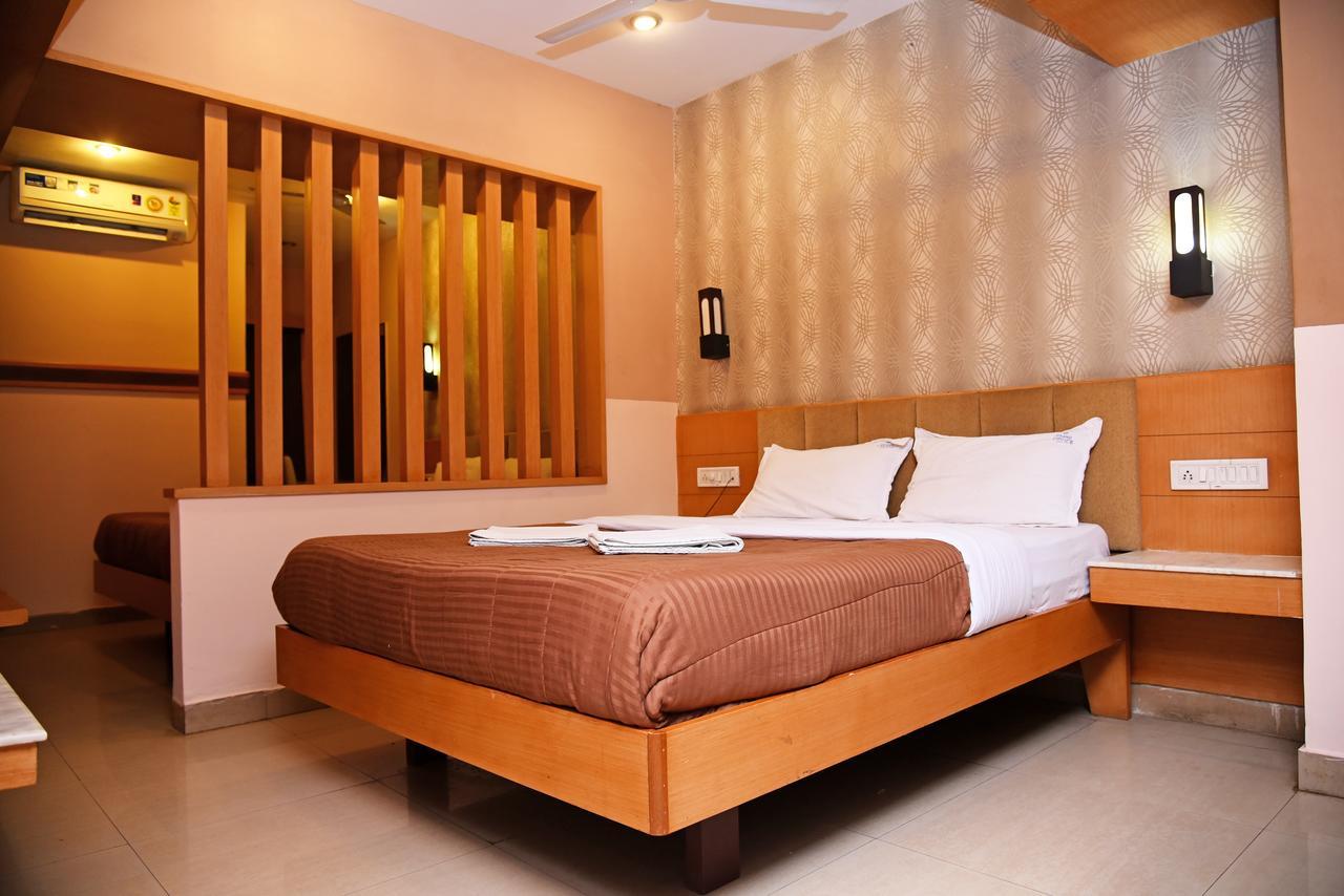 Grand Choice Hotel Bangalore Eksteriør billede